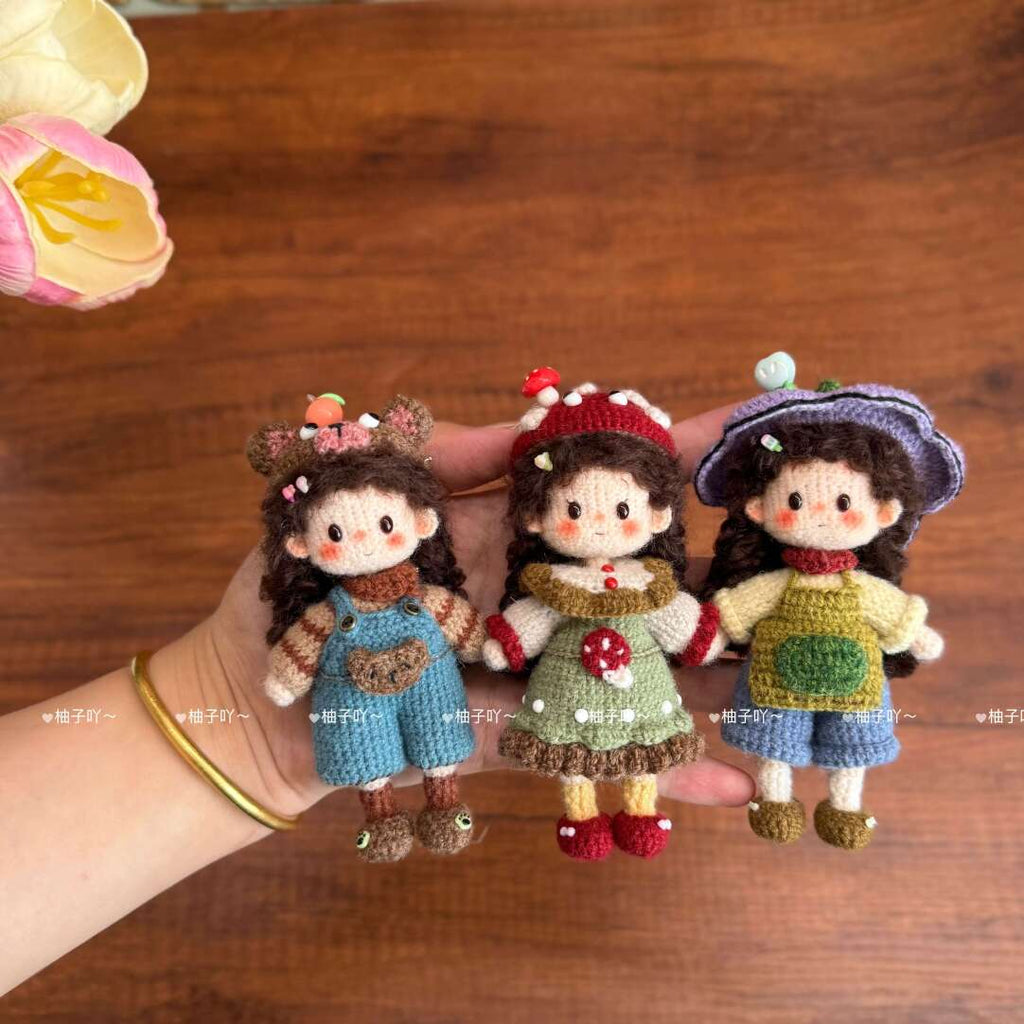 Maple Sugar Sweetheart Crochet Pattern & DIY Craft Kit by youziya