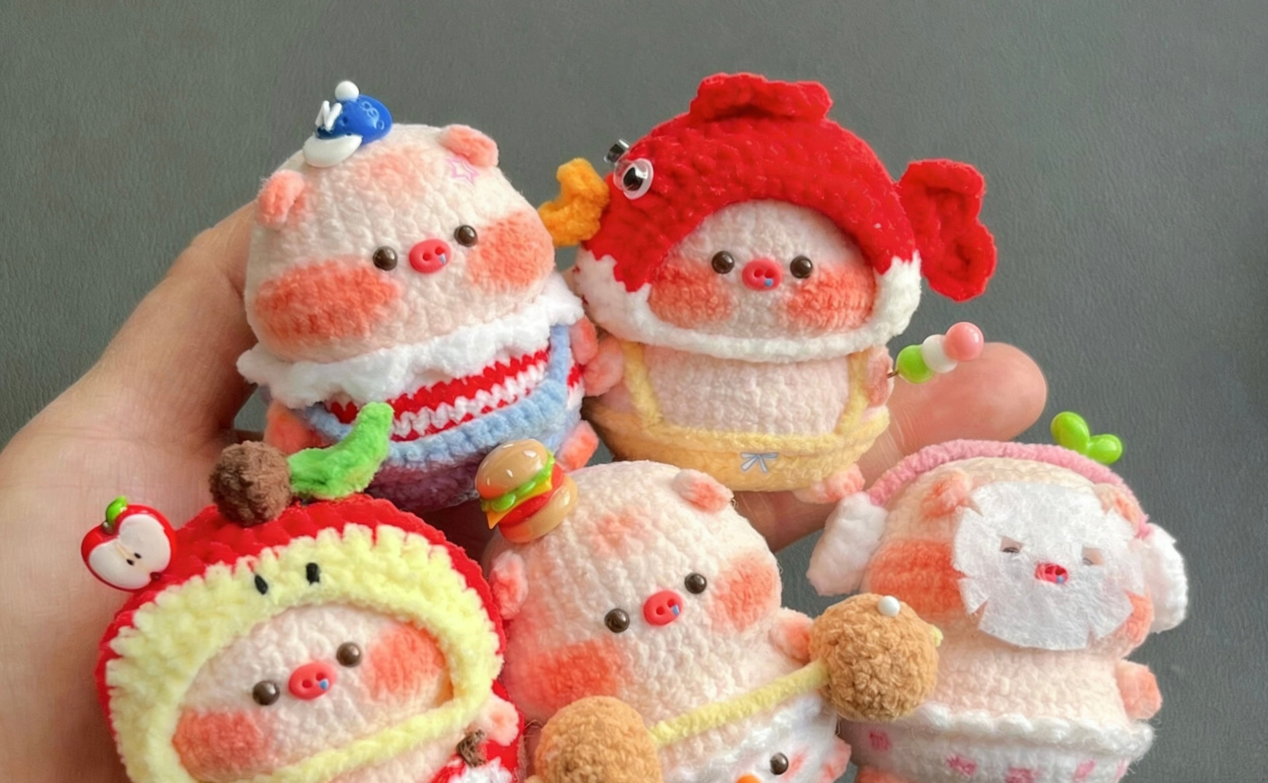 The crochet pattern for dunduner is included in the PDF file by baozangpipi