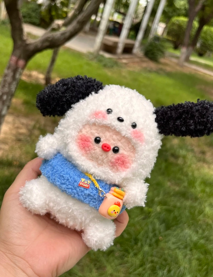 The crochet pattern for zhuyiwo2 is included in the PDF file by baozangpipi