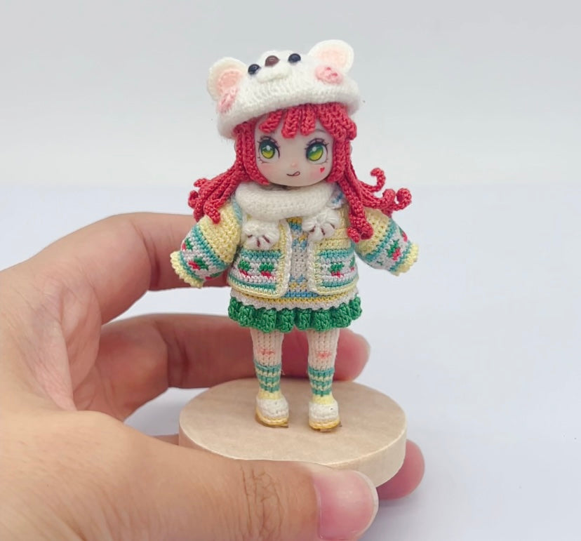 Only one micro-crochet lilizi doll in stock, this crocheted artwork by hongjuanjuan